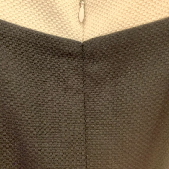 Ann Taylor Dress. - Picture 3 of 8